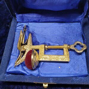 Reproduction Sewing Bird